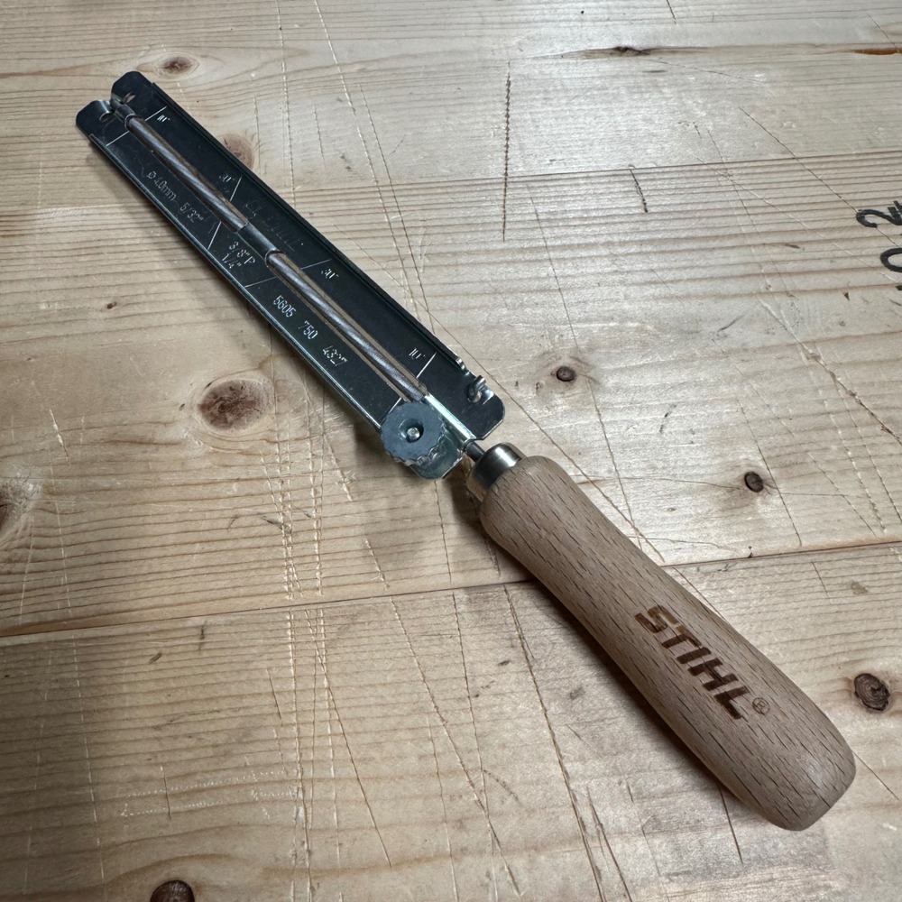 Stihl Chainsaw File Guide 5605 750 4327 with 5/32 4.0mm Round File Wood Handle